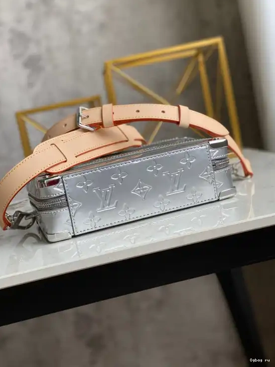VUITTON TRUNK HANDLE LOUIS 0515